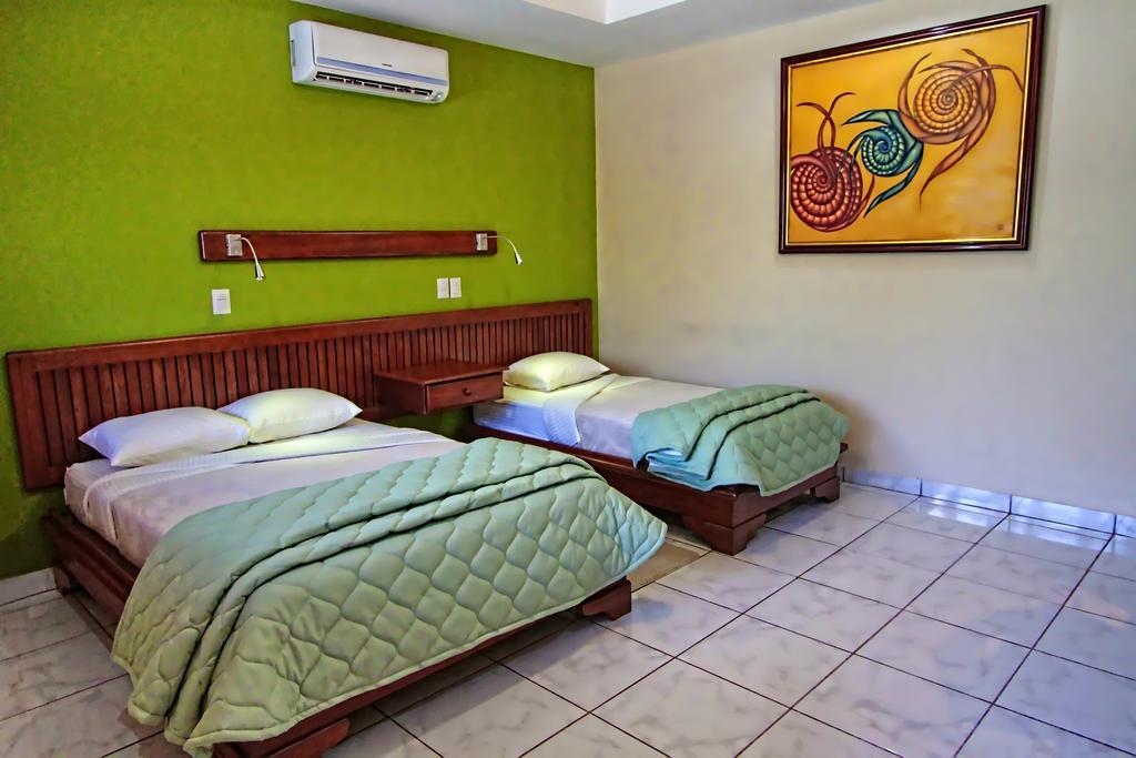 Hotel La Mar Dulce Granada Buitenkant foto